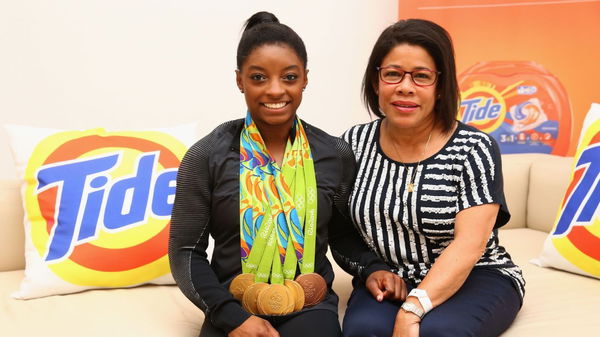 biles and mom