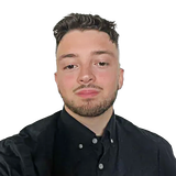 Essentiallysports author