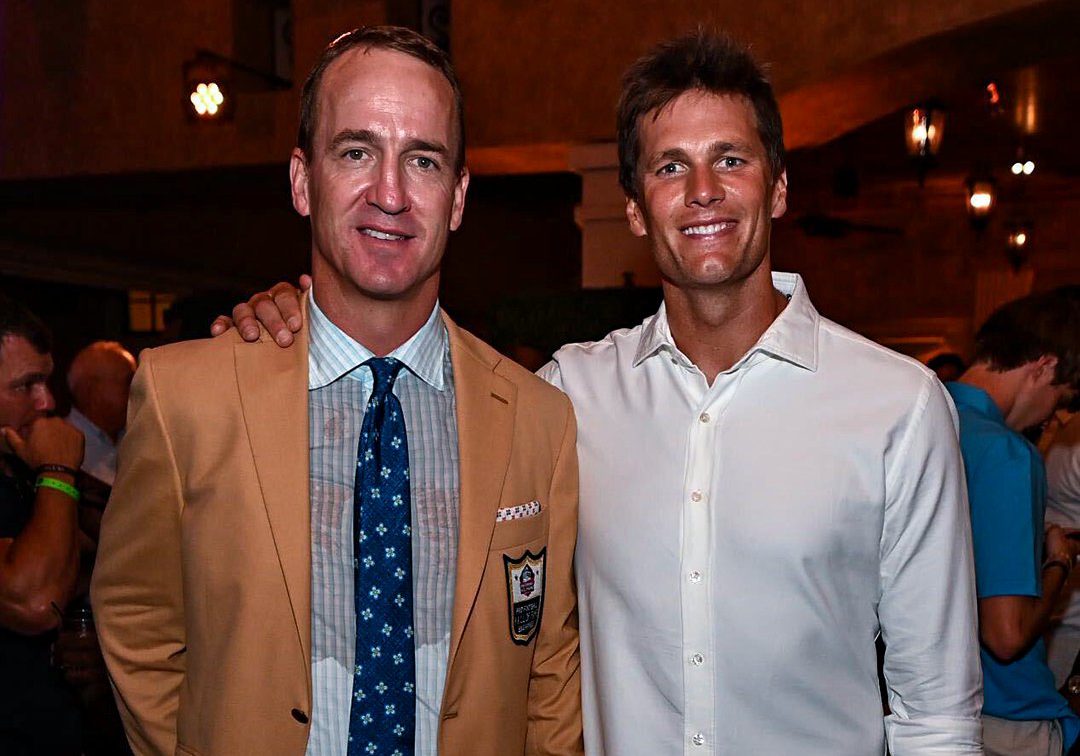 Despite Heartwarming Gesture, Tom Brady Gets Booed by Fans at Peyton  Manning's Hall of Fame Induction - EssentiallySports