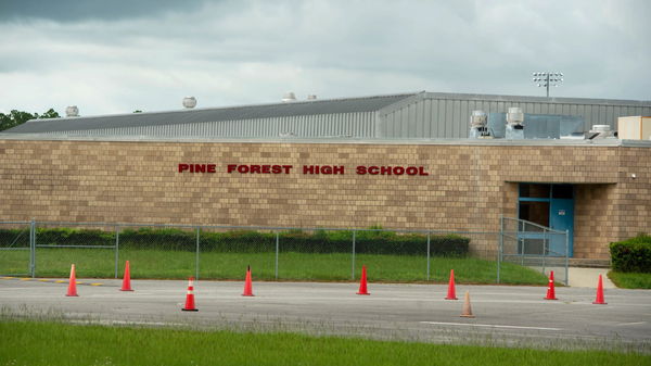 d7f1f109-d8f5-4466-93dd-358705ce3401-Pine_Forest_High_School_STOCK_1