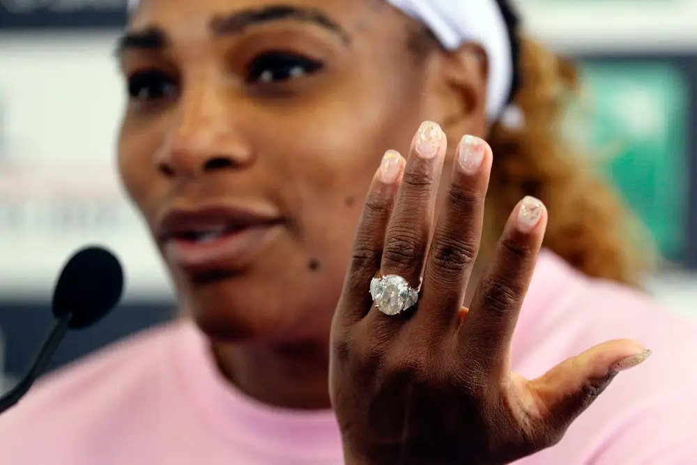 The stories behind the thousands of engagement rings for sale online | CBC  News