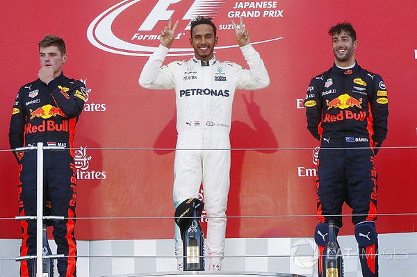 Hamilton-Triumphs-Ferrari-Disaster