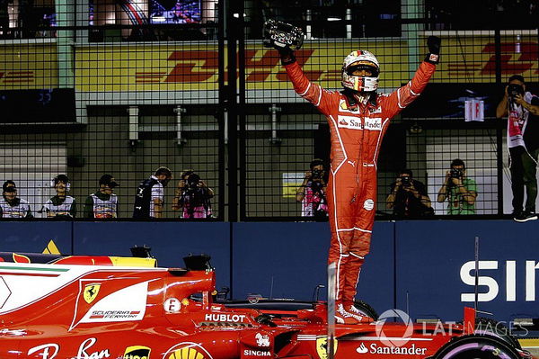 f1-singapore-gp-2017-polesitter-sebastian-vettel-ferrari-5579220