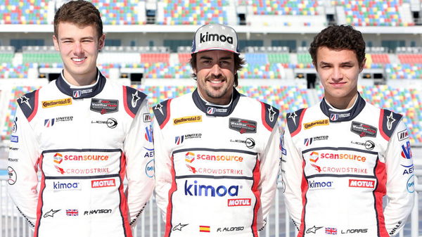 fernnado-alonso-lando-norris-phil-hanson-daytona-united-autosports_4200820