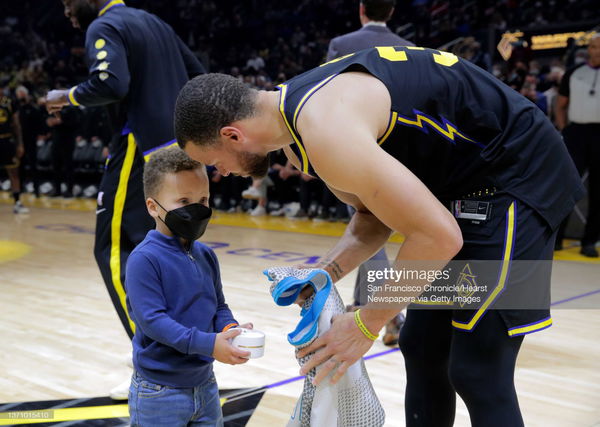 Steph Curry's sister Sydel celebrates Warriors' NBA Finals win