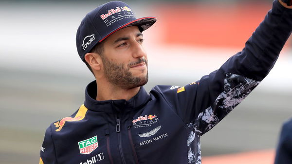 No Regrets on Renault Switch - Ricciardo - EssentiallySports