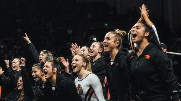 Oregon Gymnastics team