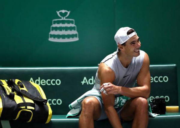 WATCH: Rafael Nadal Engages in Funny Argument with Pablo Carreno Busta at Davis Cup 2019 - EssentiallySports WATCH: Rafael Nadal Engages in Funny Argument with Pablo Carreno Busta at Davis Cup 2019 - EssentiallySports