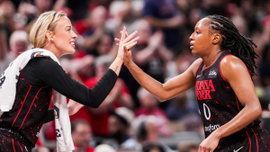 Sophie Cunningham, Kelsey Mitchell