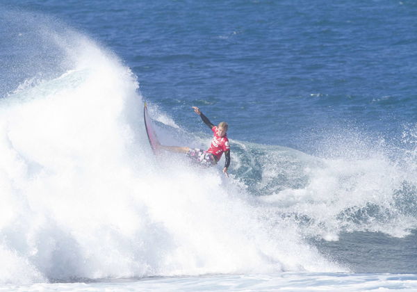 February 1, 2012: Jamie O Brien in action during the final round of surfing at the Volcom Pipe Pro a