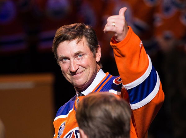 06 April 2016: Former Edmonton Oiler Wayne Gretzky 99 takes part in the final ceremony celebrations closing out the fin