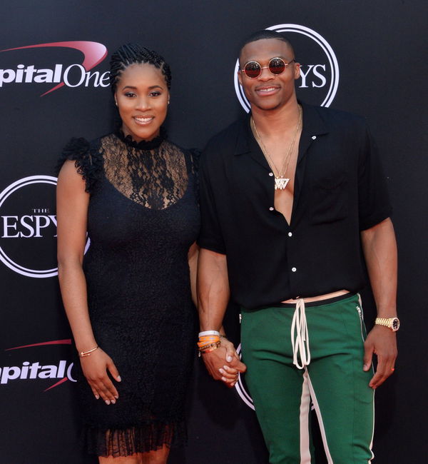 NBA Basketball Herren USA player Russell Westbrook R and Nina Earl attend the 25th ESPYS at the M