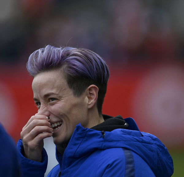 February 9, 2020, CA, USA: U.S. forward MEGAN RAPINOE (15) laughs with teammates before the start of