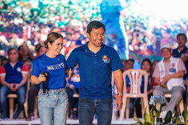 May 7, 2022, Singapore, Singapore, Singapore: Presidential candidate Senator MANNY PACQUIAO and wife, JINKEE PACQUIAO on