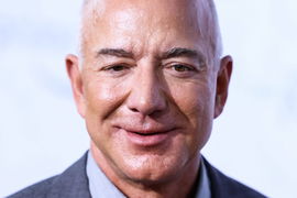 Los Angeles Premiere Of Amazon Prime Video s The Lord Of The Rings: The Rings Of Power Season 1 American entrepreneur an
