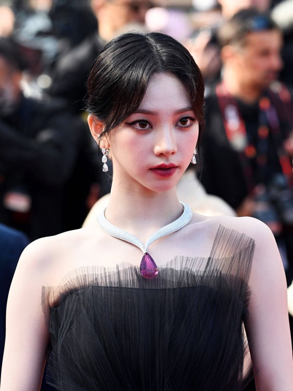 article-image