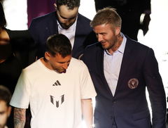 FL: US club Inter Miami signs Argentine superstar Messi FT.LAUDERDALE, FL- JULY 16: Argentine soccer star Lionel Messi (