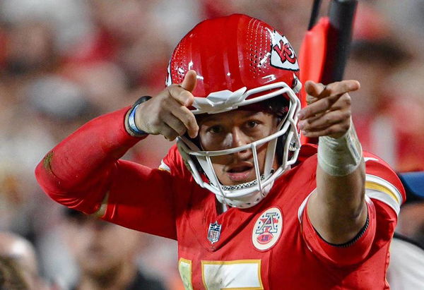 SPORTS-FBN-GREGORIAN-COLUMN-KC Kansas City Chiefs quarterback Patrick Mahomes (15) signals a first down after he made a