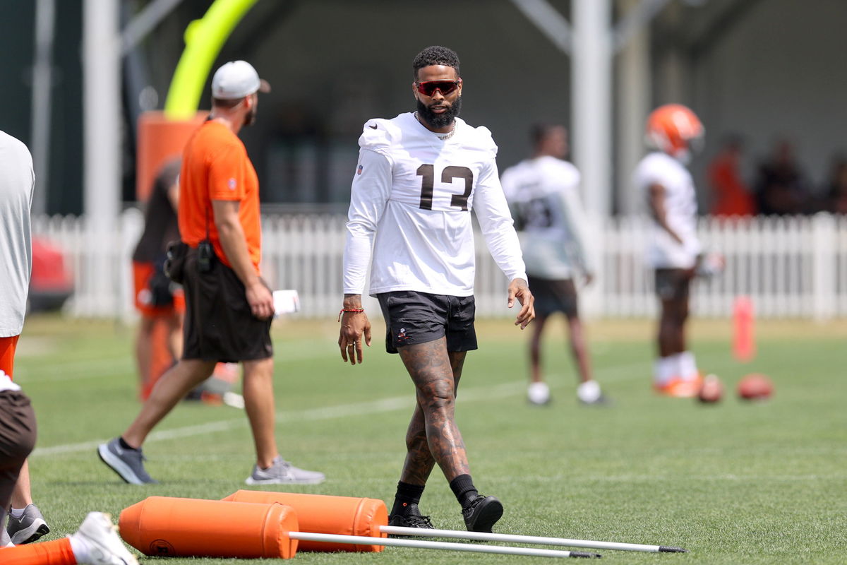 Calls Mount for Giants to Sign Odell Beckham Jr. After Iconic One-Handed Catch at Fanatics Flag Event