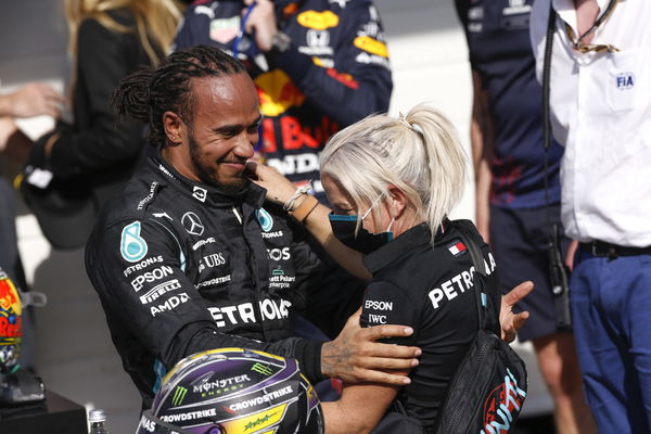 44 Lewis Hamilton (GBR, Mercedes-AMG Petronas F1 Team), Angela Cullen (GBR, Mercedes-AMG Petronas F1 Team), F1 Grand Pr