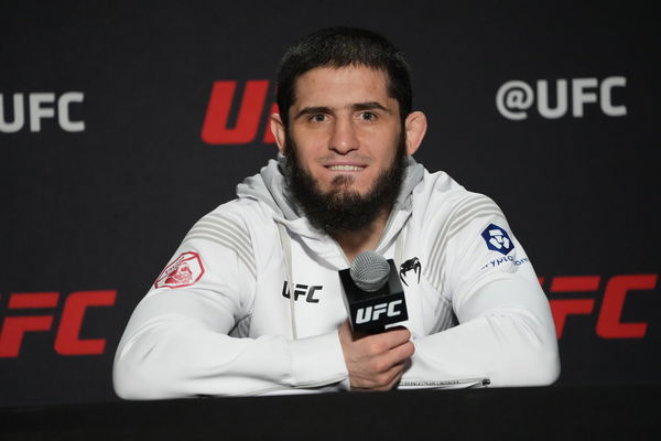 February 26, 2022, LAS VEGAS, LAS VEGAS, NV, United States: LAS VEGAS, NV &#8211; FEBRUARY 26: Islam Makhachev meets with the