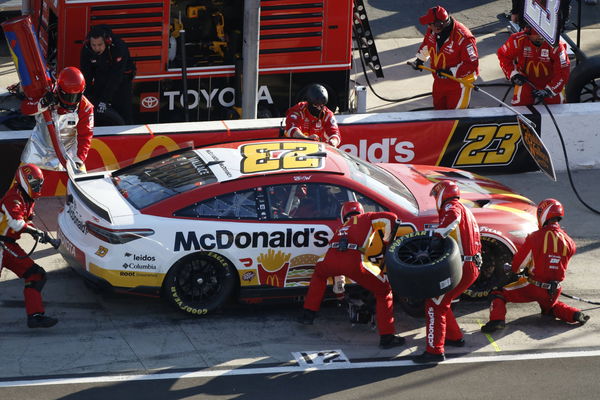 HAMPTON, GA &#8211; MARCH 20: The pit crew services Bubba Wallace ( 23 23XI Racing McDonald s Toyota) during the running of th