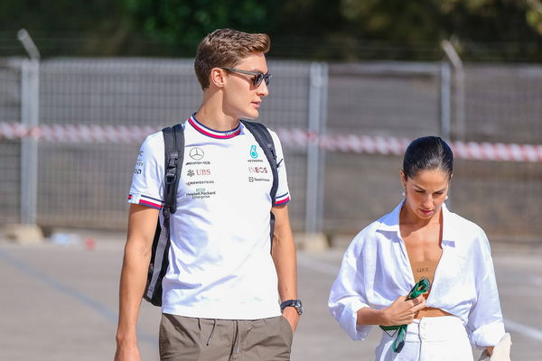 George Russell (UK, Mercedes AMG Petronas F1 Team, 63) mit seiner Freundin Carmen Mundt, ESP, Formula One Pirelli Gran P