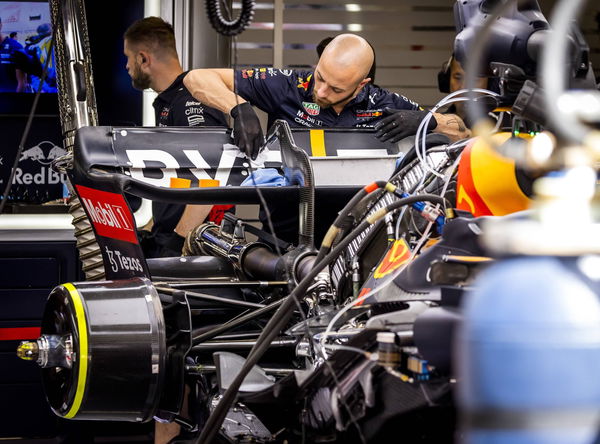 BARCELONA &#8211; Red Bull Racing engineers are working on the rear wing of Max Verstappen s car whose DRS, the movable sectio