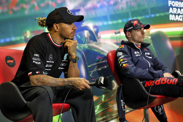 44 Lewis Hamilton (GBR, Mercedes-AMG Petronas F1 Team), 1 Max Verstappen (NLD, Oracle Red Bull Racing), F1 Grand Prix o