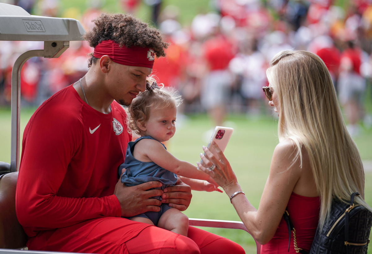 Patrick Mahomes Brittany Push Present After Son's Birth