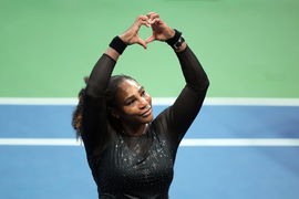 Tennis: US OPEN, Sep 2, 2022; Flushing, NY, USA; Serena Williams of the United States gestures to the crowd after a matc
