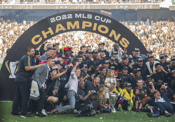 November 5, 2022, Los Angeles, California, USA: Players of the Los Angeles Football Club pose with family after winning