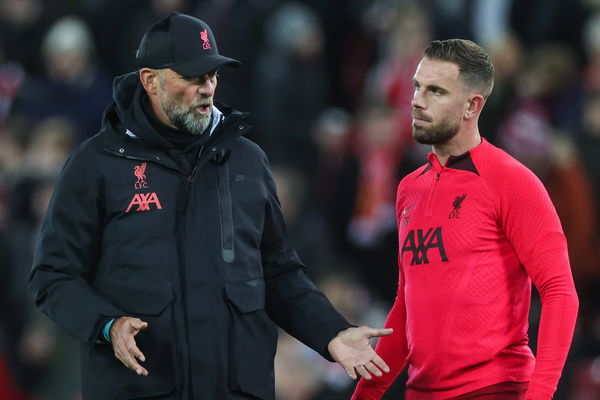 Premier League Liverpool v Leicester City J?rgen Klopp manager of Liverpool chats to Jordan Henderson 14 during the pre-