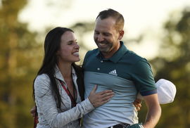 Sergio perez and wife Angela
