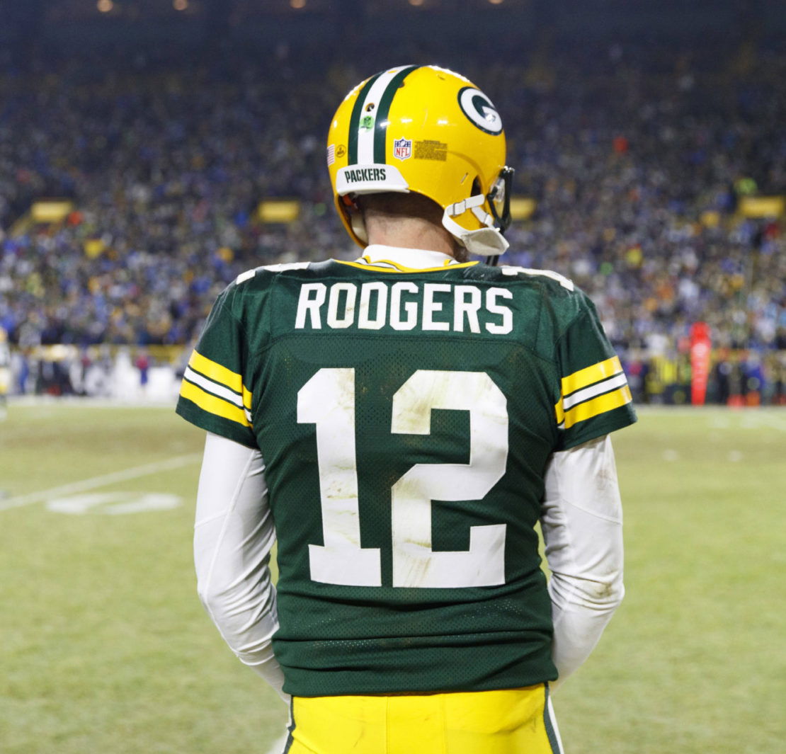 Pulls a Full on Marshawn Lynch”: Incredible Aaron Rodgers Could