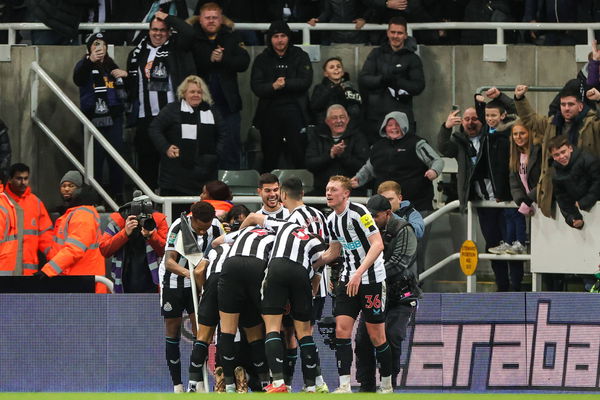 Carabao Cup Quarter Final Newcastle United v Leicester City Dan Burn 33 of Newcastle United celebrates his goal to make