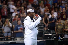 MLB, Baseball Herren, USA Houston Astros at Arizona Diamondbacks, May 30, 2016; Phoenix, AZ, USA; Retired US Navy vetera
