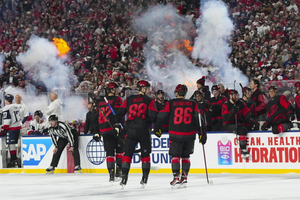 NHL, Eishockey Herren, USA Stadium Series-Washington Capitals at Carolina Hurricanes Feb 18, 2023; Raleigh, North Caroli