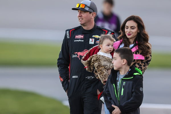 LAS VEGAS, NV &#8211; MARCH 03: Kyle Busch ( 51 Zariz Transport Chevrolet) and family walk towards the grandstand prior to the