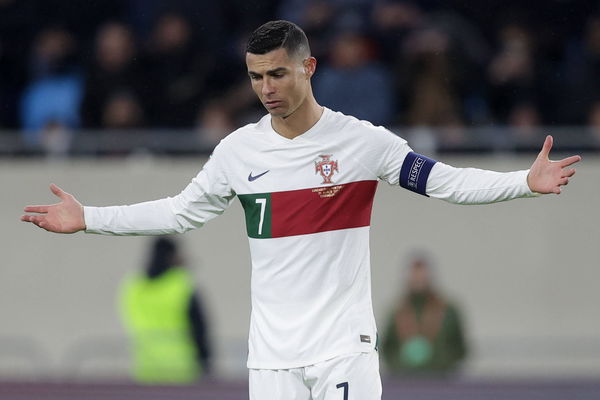 Cristiano Ronaldo (Portugal 7) ist enttaeuscht, frustriert, Entaeuschung, Frust, Emotionen, ausgebreitete Arme / Fussbal