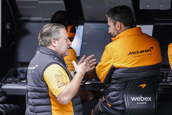 Zak Brown (USA, McLaren F1 Team), Andrea Stella (ITA, McLaren F1 Team), F1 Grand Prix of Australia at Albert Park Circui