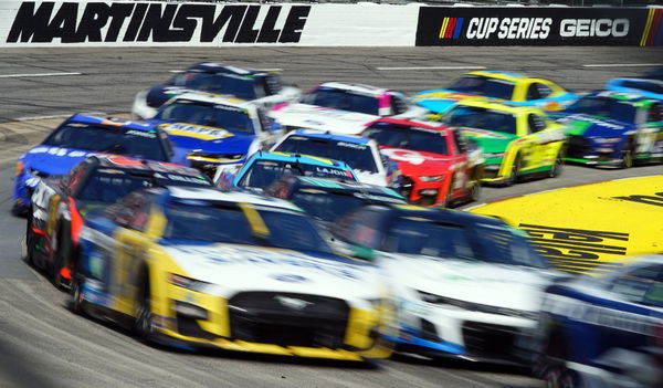 NASCAR, Motorsport, USA NOCO 400 Apr 16, 2023; Martinsville, Virginia, USA; NASCAR Cup Series drivers race during the NO