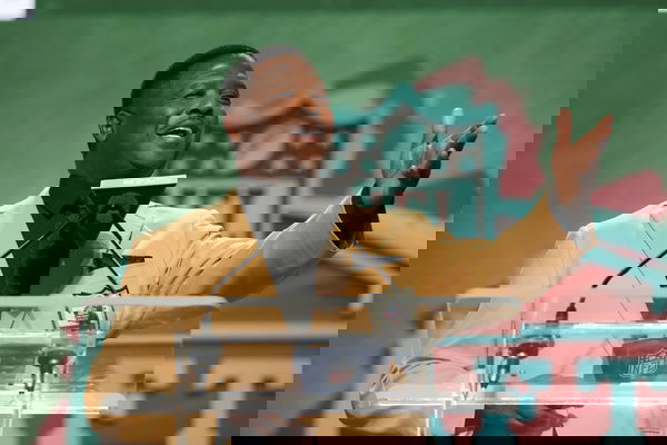 KANSAS CITY, MO – APRIL 28: Former Green Bay Packer and Pro Football Hall of Fame Leroy Butler announces a selection in