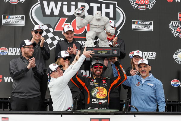 NASCAR, Motorsport, USA Wurth 400 May 1, 2023; Dover, Delaware, USA; NASCAR Cup Series driver Martin Truex Jr raises the