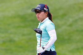 CLIFTON, NJ &#8211; MAY 13: Nasa Hataoka of Japan tees off on the 1st tee during the third round of the LPGA, Golf Damen Cogni