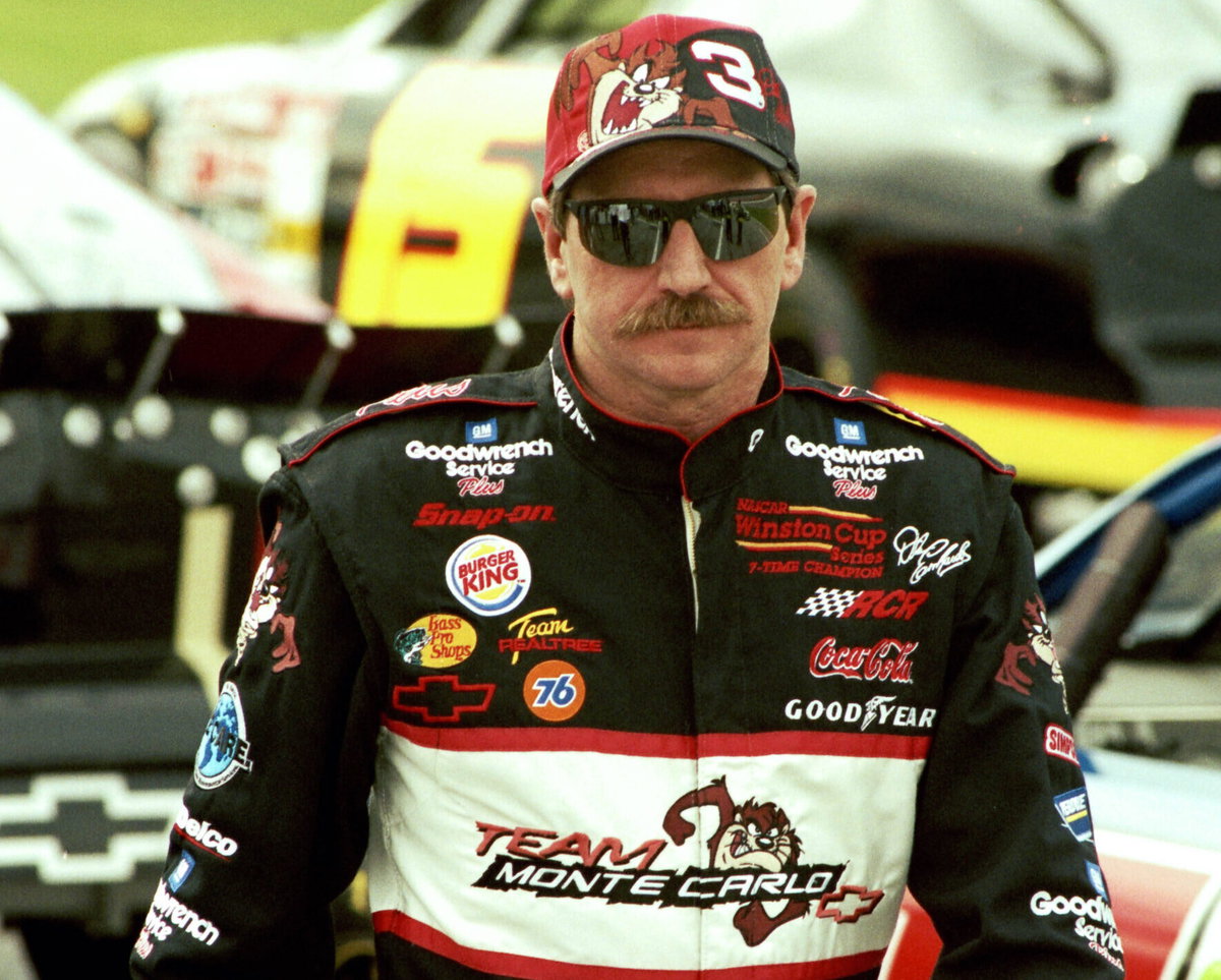 “He’s almost the Intimidator Now”- NASCAR Legends Pick Clear Sides After Blaney-Hocevar Bristol Fight