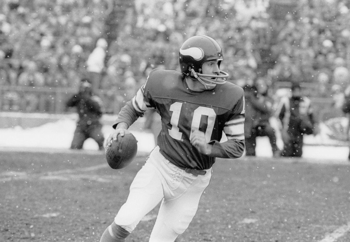 Vikings Pay Tribute as Legendary Linebacker From Fran Tarkenton’s Era Passes Away at 75