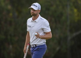 Wyndham Clark reacts to settling for par on the 14th hole during the third round for the 2023 U.S. Open at the Los Angel