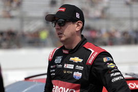 LOUDON, NH &#8211; JULY 17: Kyle Busch ( 8 Richard Childress Racing Lenovo Chevrolet) chats with his crew before the Crayon 30