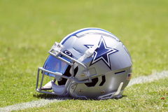 NFL, American Football Herren, USA Dallas Cowboys Training Camp Jul 27, 2023; Oxnard, CA, USA; A Dallas Cowboys helmet w